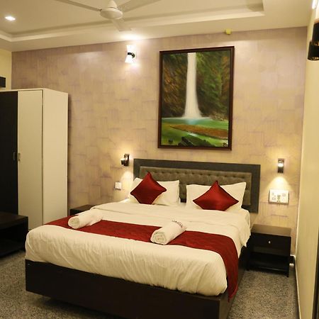 Hotel Ashlesh Manipal Exterior photo