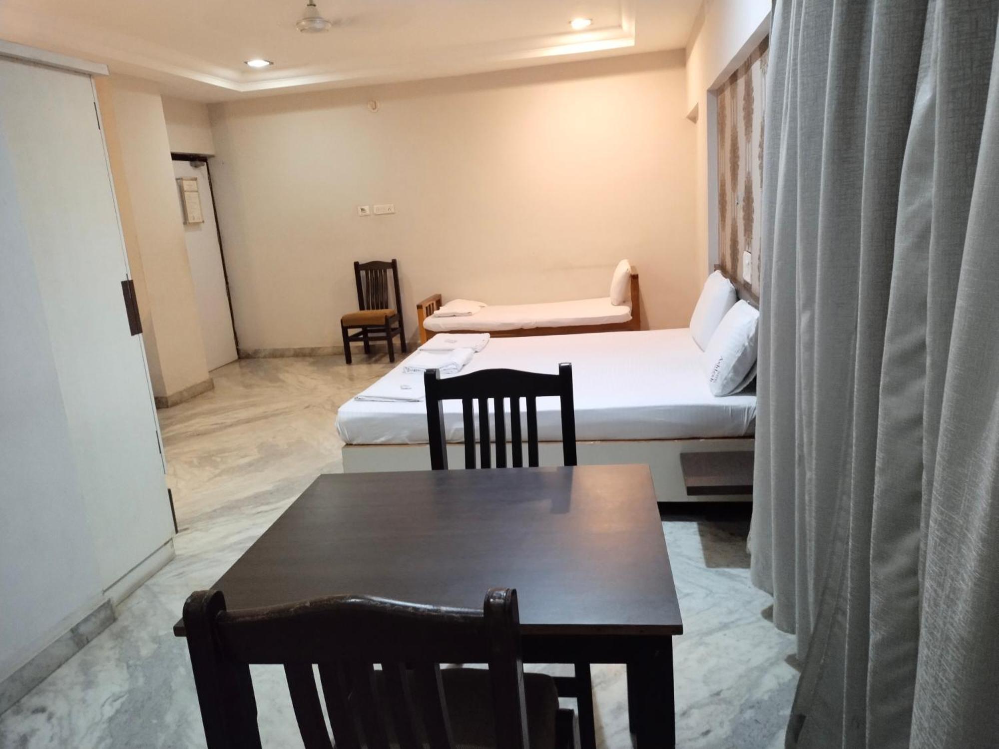 Hotel Ashlesh Manipal Exterior photo
