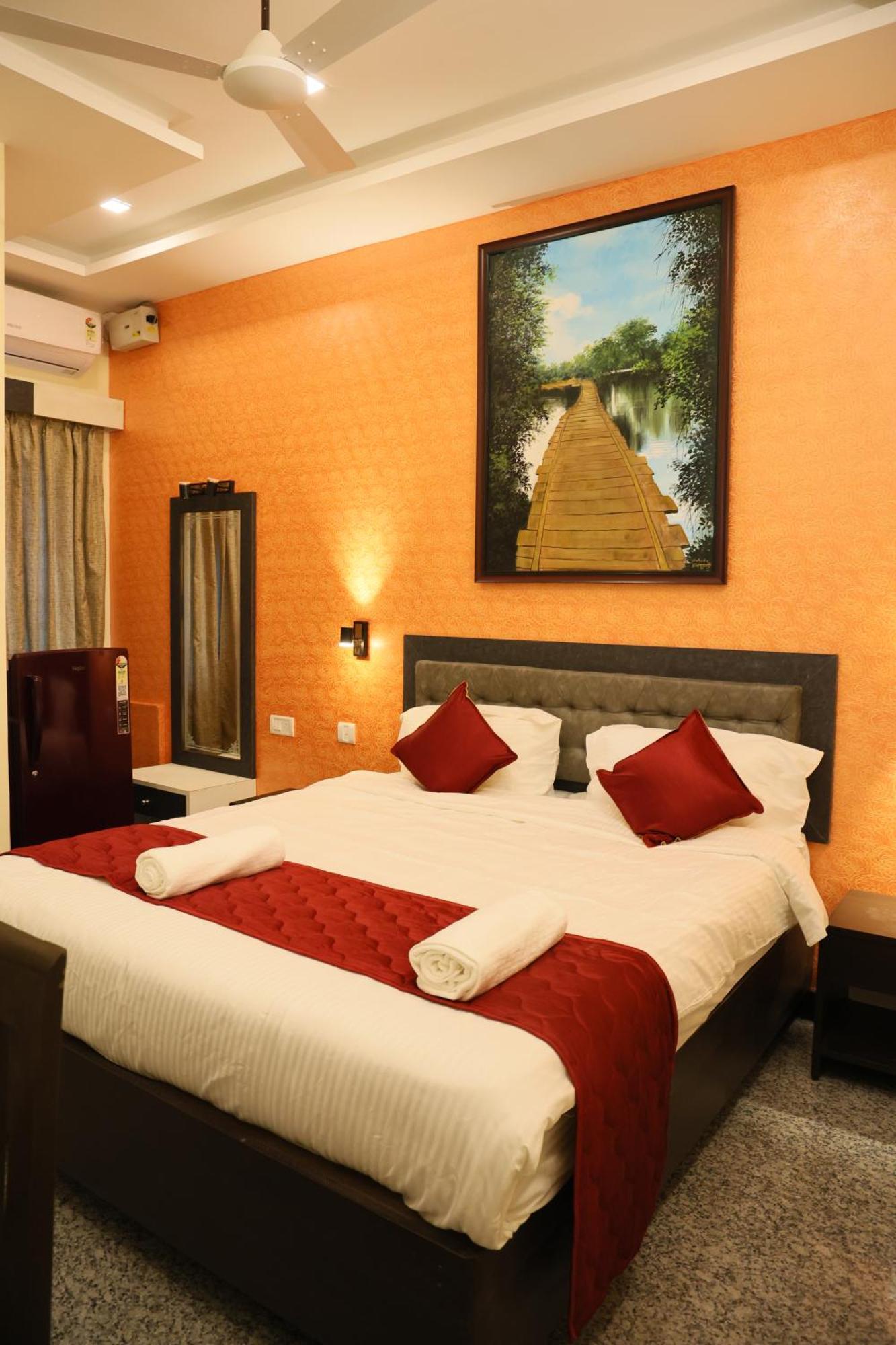Hotel Ashlesh Manipal Exterior photo